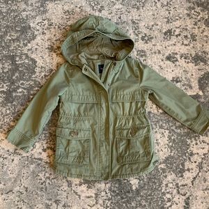 Baby Gap Girls army green hooded jacket XS 4/5